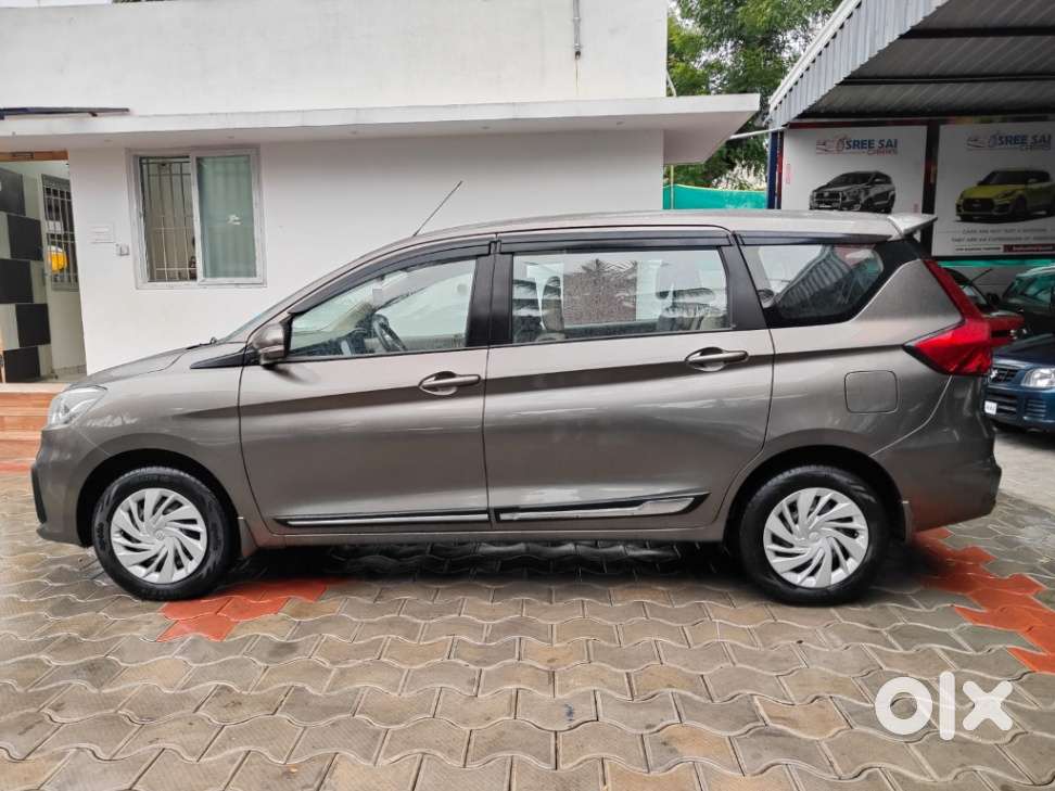 Maruti Suzuki Ertiga Vxi At Petrol, 2020, Petrol