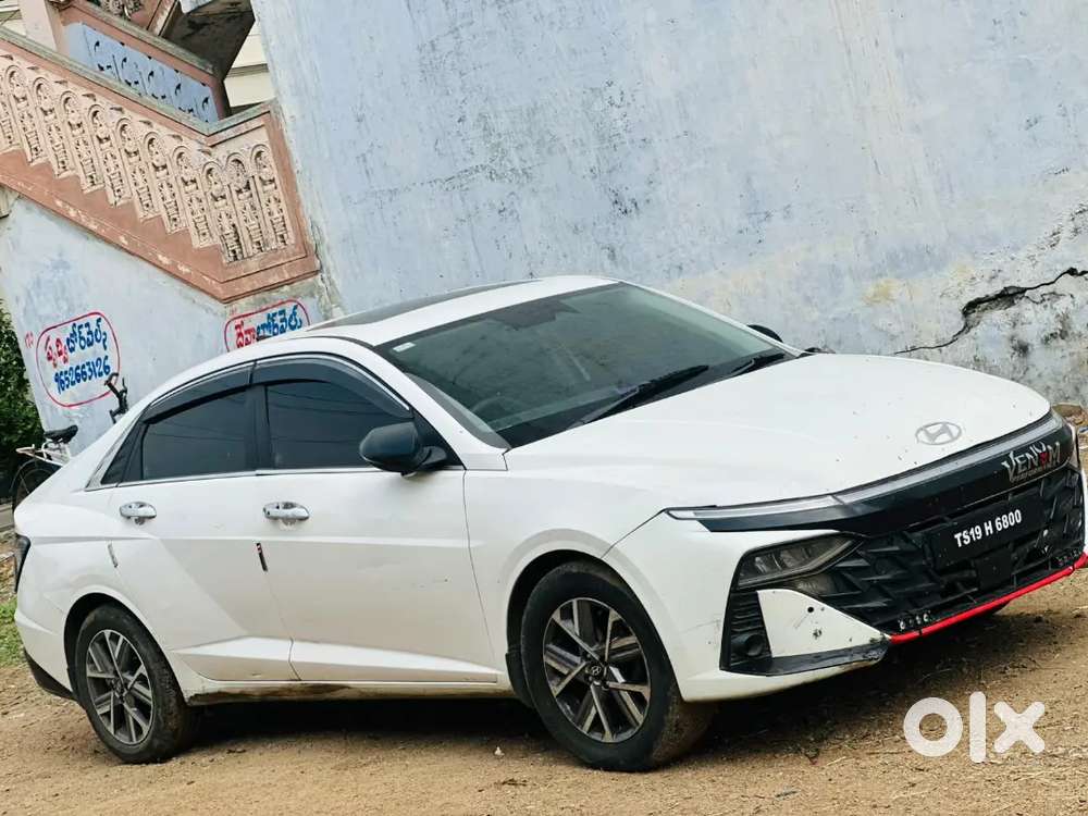 Hyundai Verna 2023 Petrol 75000 Km Driven