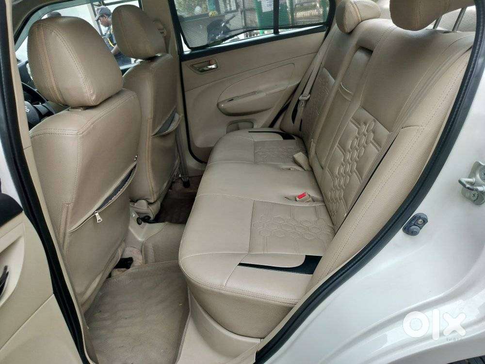 Maruti Suzuki Swift Dzire Vxi Optional, 2016, Petrol