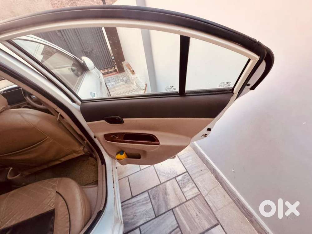 Hyundai Verna 2010 Diesel 160 Km Driven Or. Rning