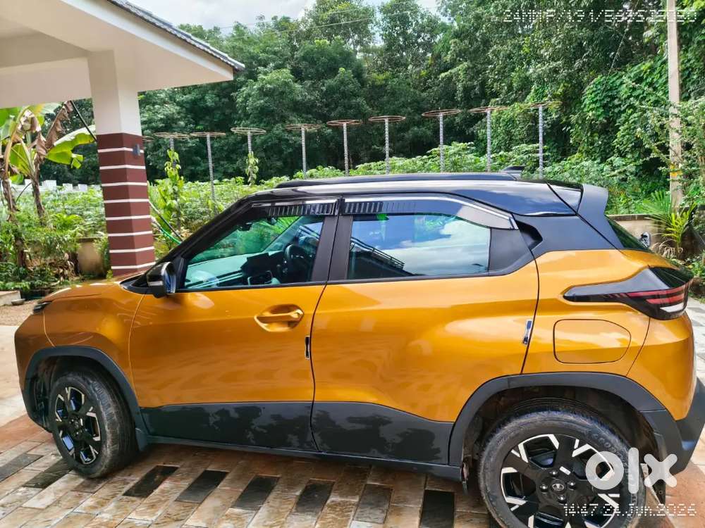 Tata Punch Accomplished Empowered S+amt Petrol Car. Top Variant.