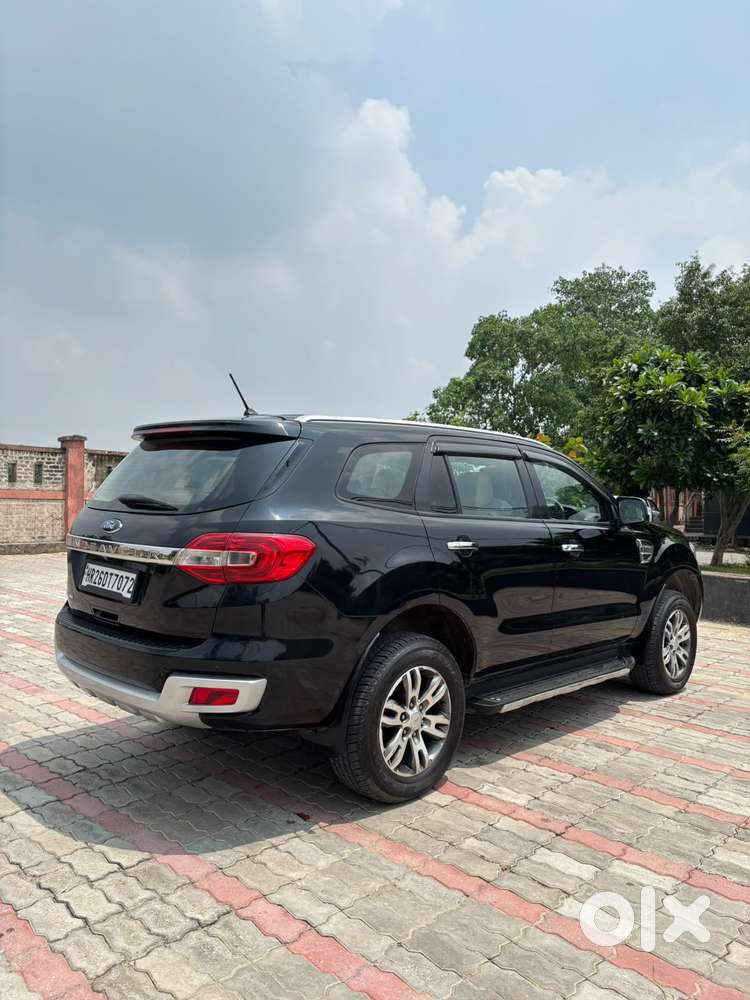 Ford Endeavour 2.2 Titanium At 4x2 Sunroof, 2018, Diesel
