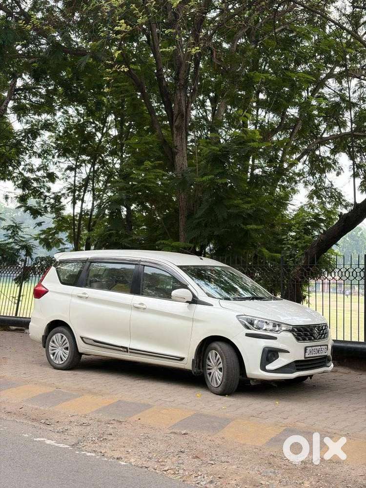 Maruti Suzuki Ertiga Vxi Shvs, 2024, Petrol