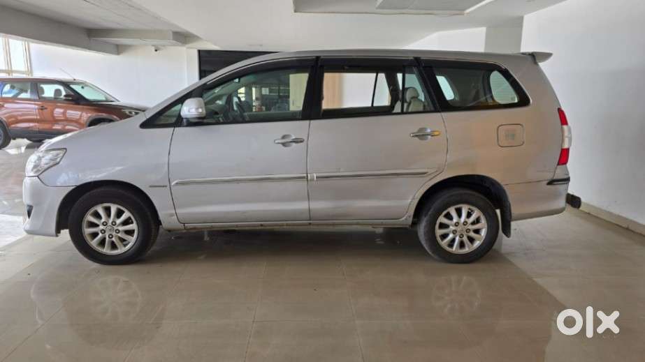 Toyota Innova 2.5 Vx 8 Str, 2013, Diesel
