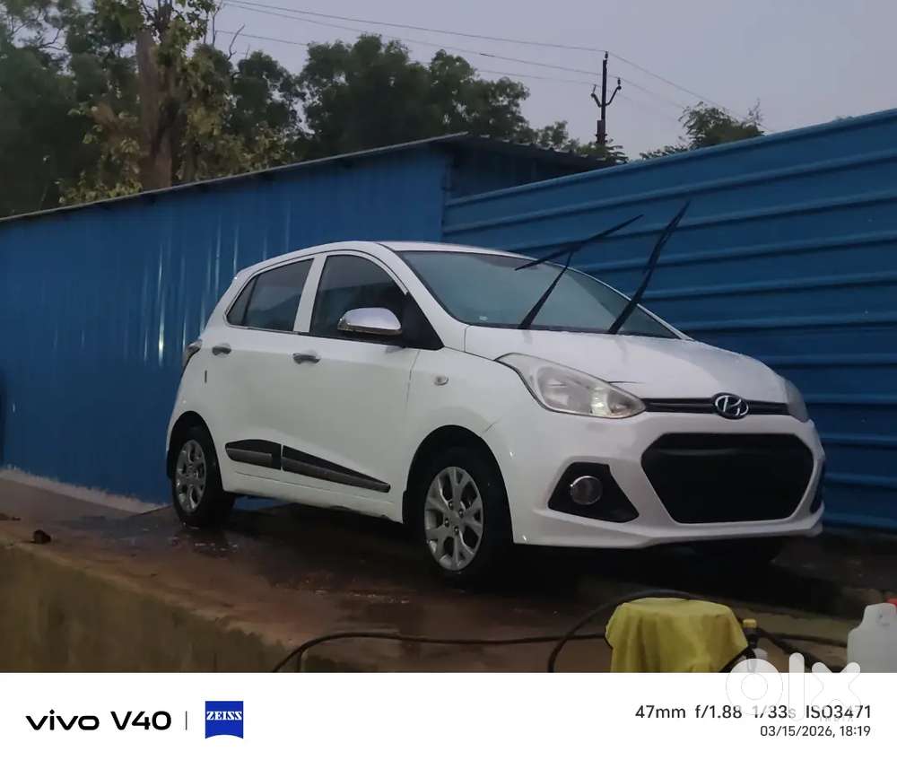 Hyundai Grand I10 2015 Petrol 60000 Km Driven