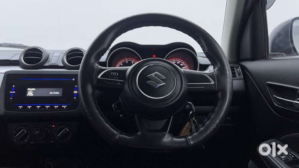 Maruti Suzuki Swift Amt Vvt Vxi, 2022, Petrol