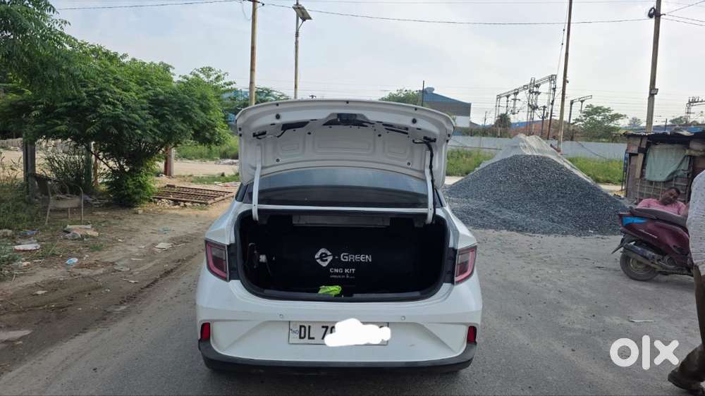 Hyundai Aura Cng 2022