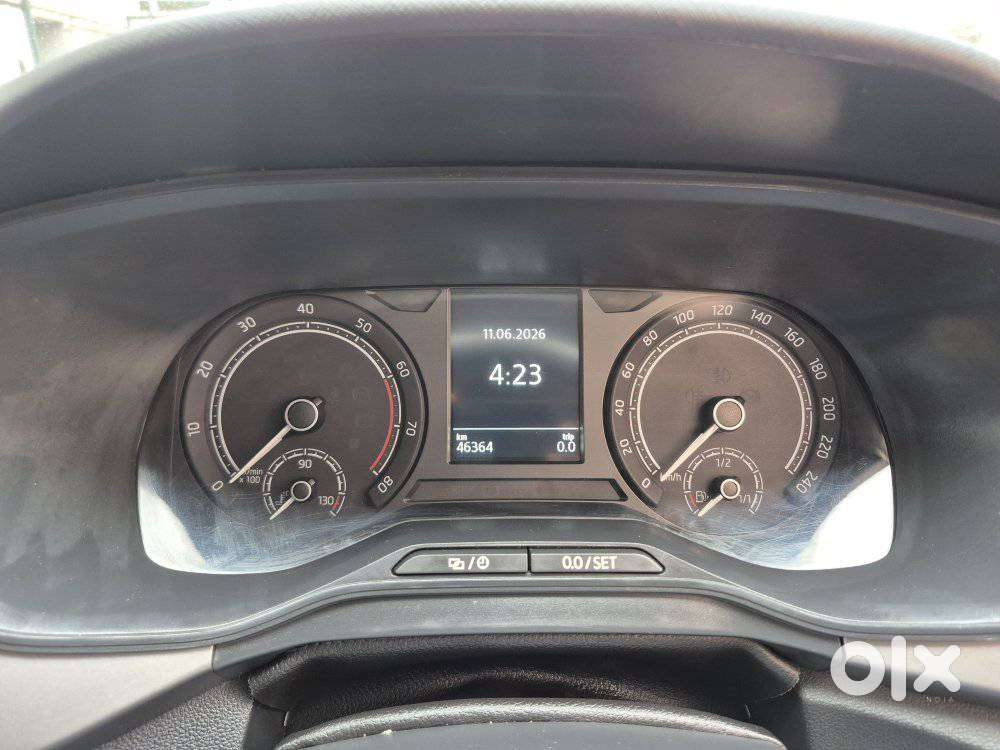 Skoda Kushaq 1.0 Tsi Ambition, 2022, Petrol