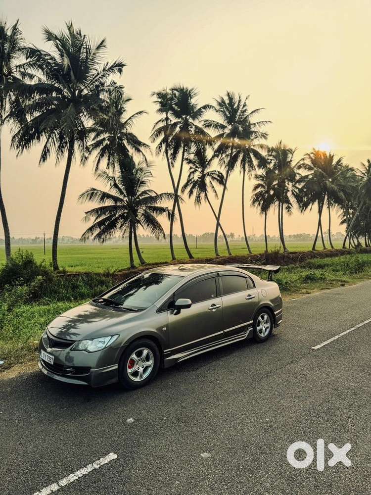 Honda Civic 1.8 Vtec Cng & Petrol Well Maintained