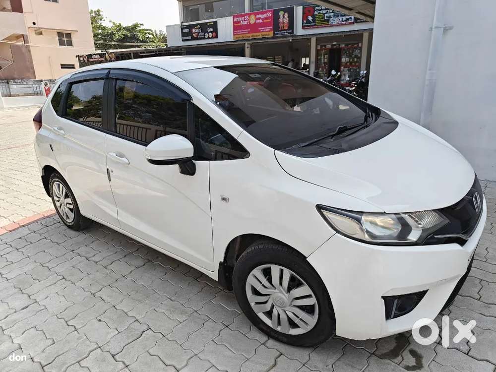 Honda Jazz S Mt I-dtec Diesel  Well Maintained  Good Mileage