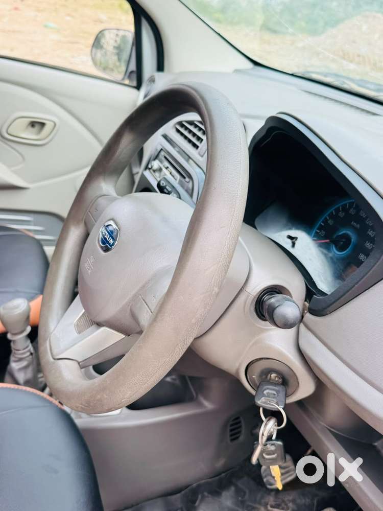 Datsun Redigo, 2017, Petrol