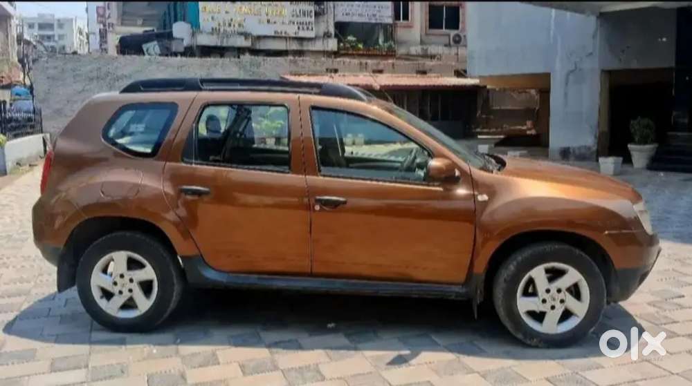 Renault Duster 2014 Oct Diesel 85ps