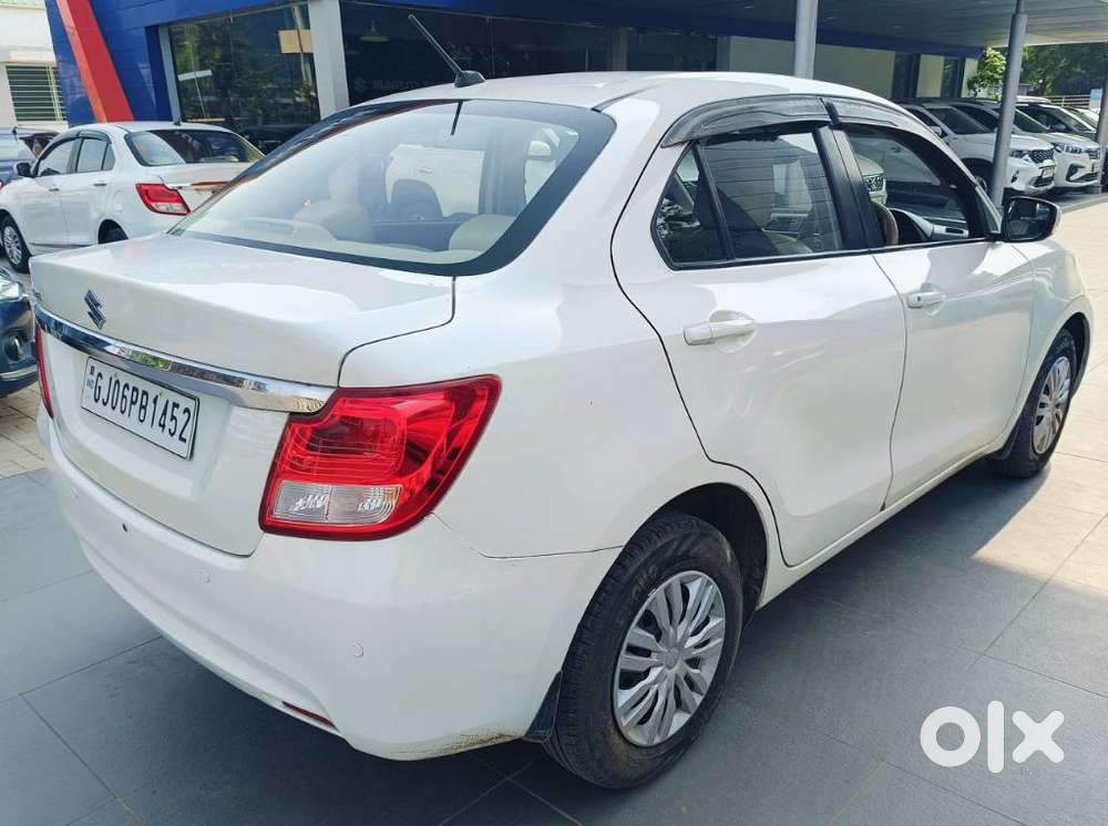 Maruti Suzuki Dzire 1.2 Vxi Amt, 2019, Petrol