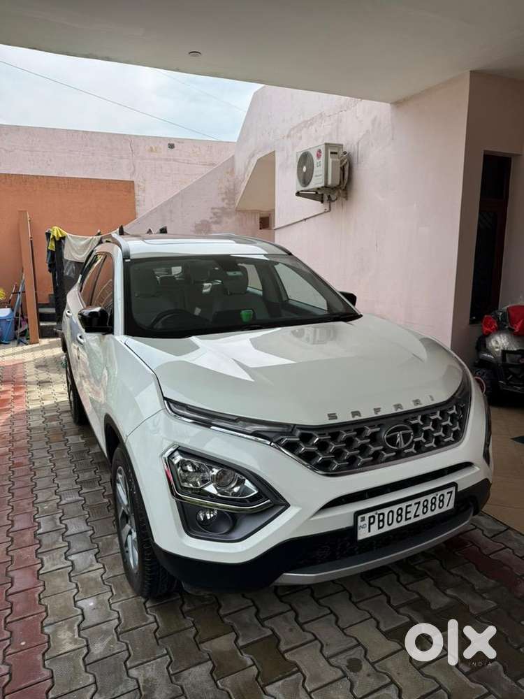 In Warranty Tata Safari 2022 Diesel Excellent Condition