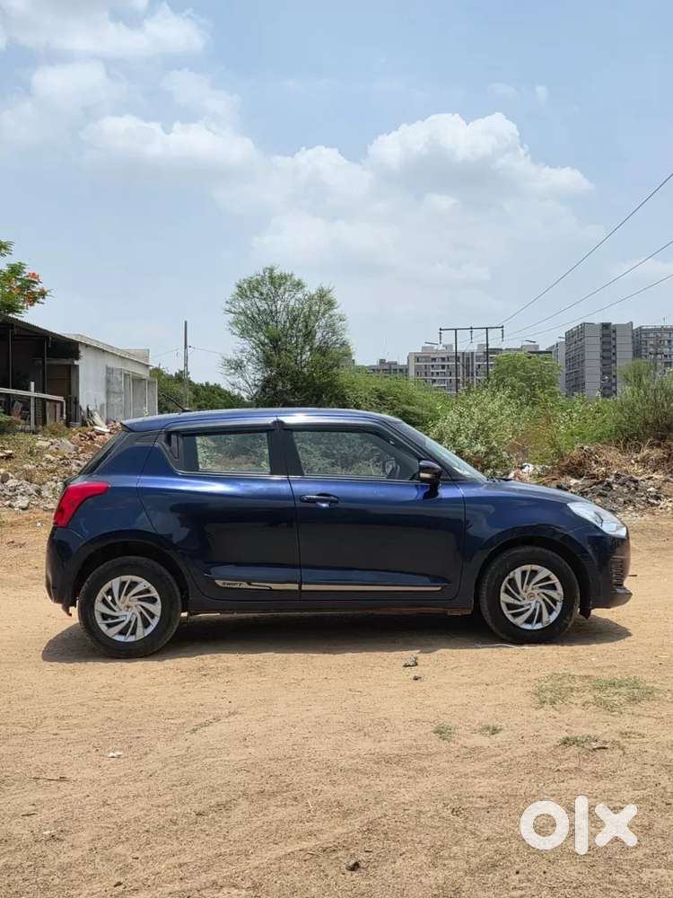 Maruti Suzuki Swift Vxi, 2022, Petrol