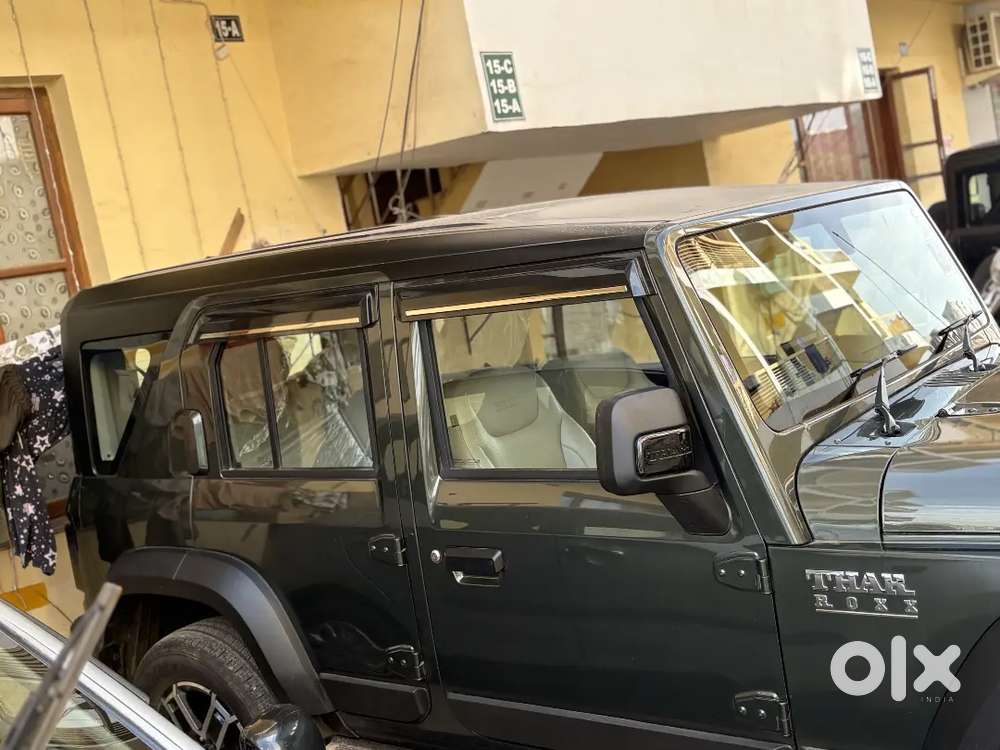 Mahindra Thar Roxx 2025