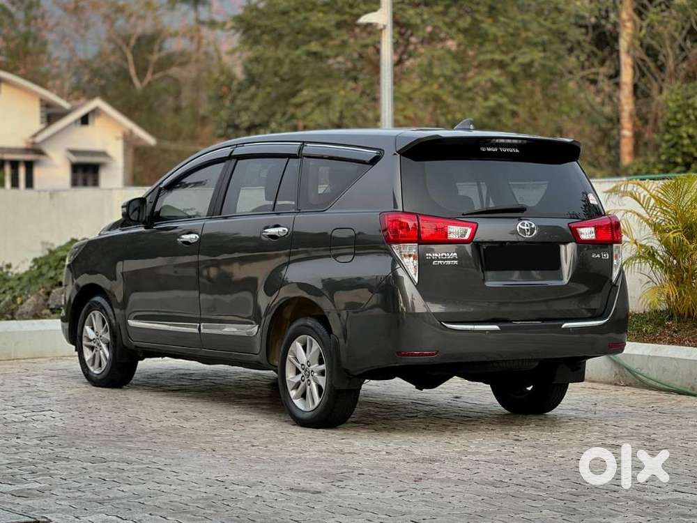 Toyota Innova Crysta 2.4 G Mt, 2018, Diesel