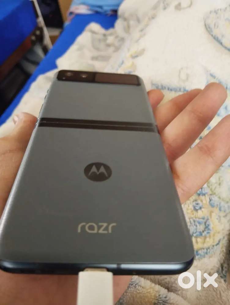 Motorola raza 40