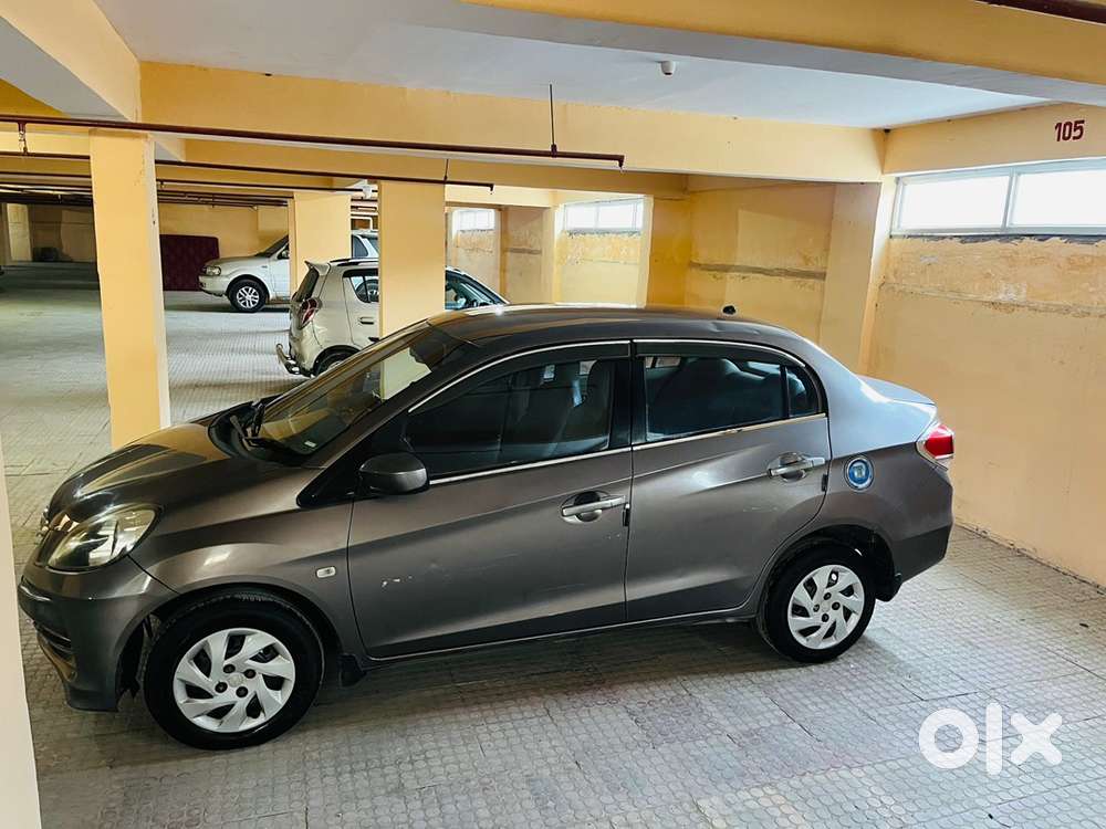 Honda Amaze 2015 Diesel Well Maintained