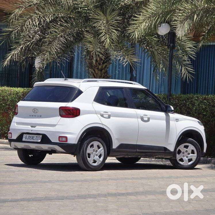 Hyundai Venue, 2021, Petrol