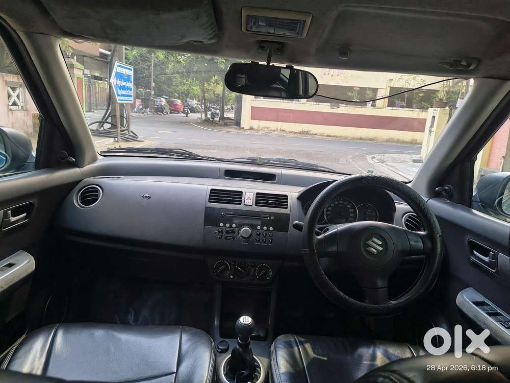 Maruti Suzuki Swift Dzire Vxi, 2009, Petrol