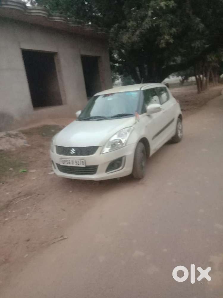 Maruti Suzuki Swift Vxi + Manual, 2017, Petrol