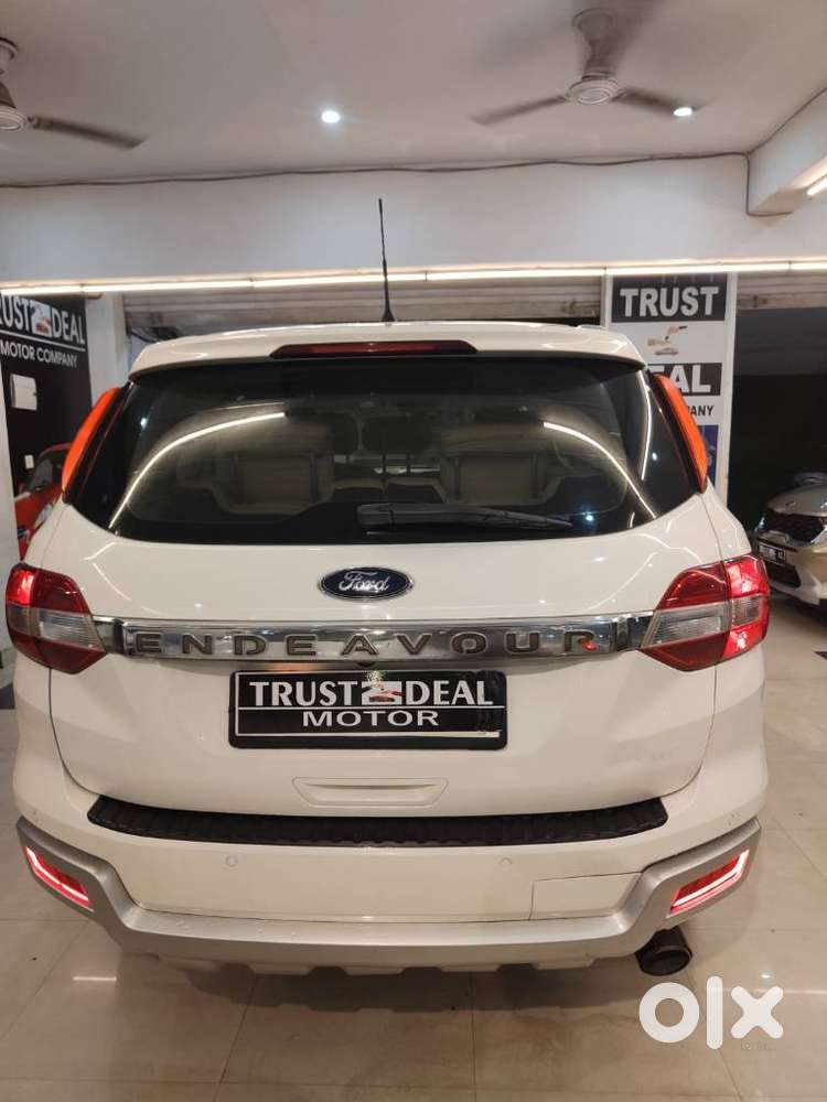 Ford Endeavour 3.2 Trend At 4x4, 2016