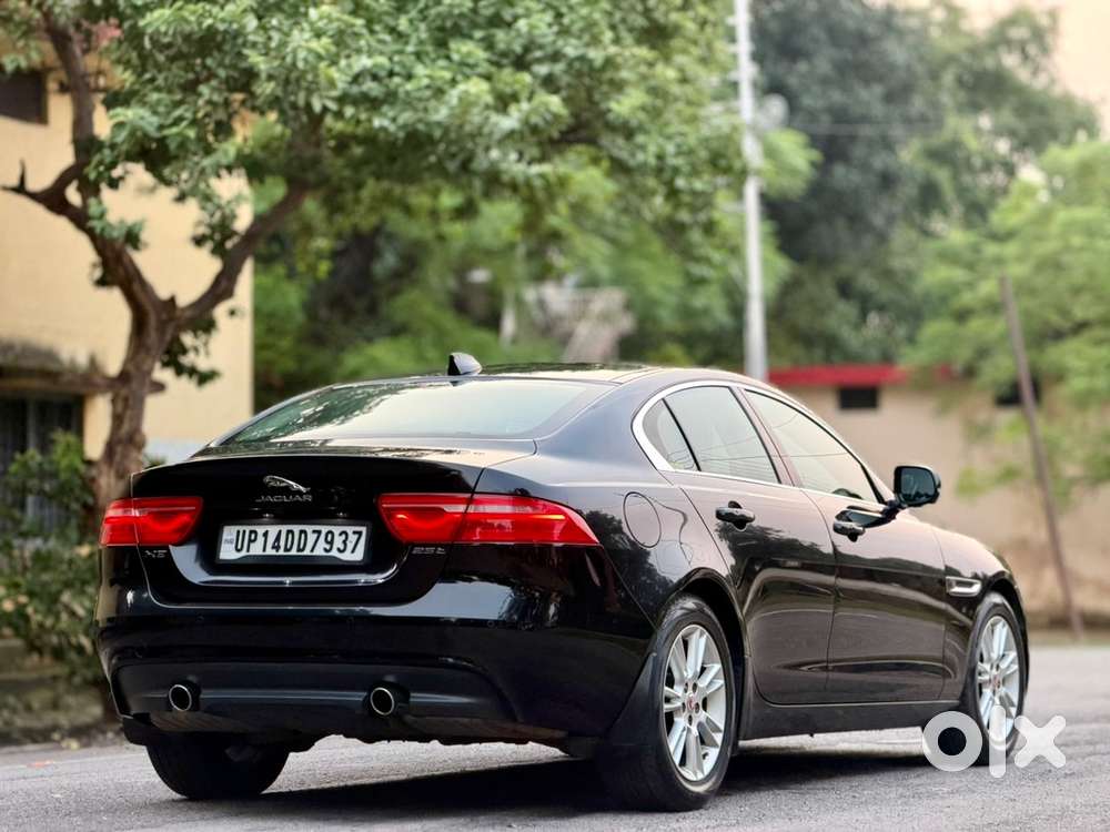 Jaguar Xe Petrol 2017