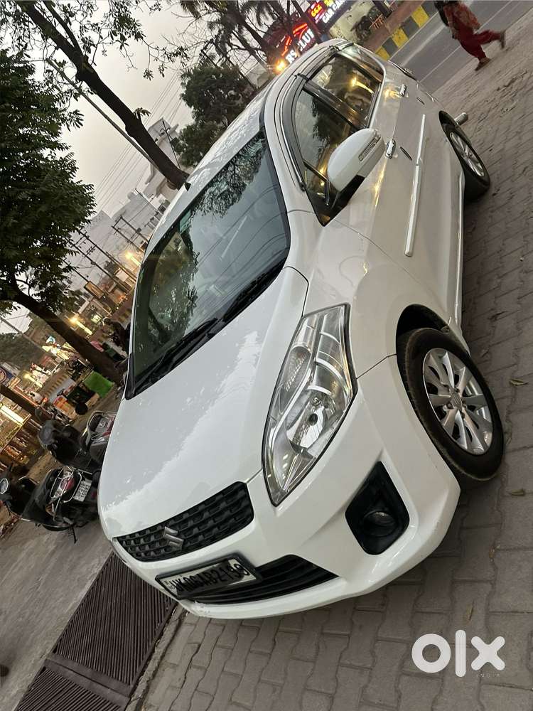 Maruti Suzuki Ertiga Maruti-suzuki-ertiga-zdi-plus, 2013, Diesel
