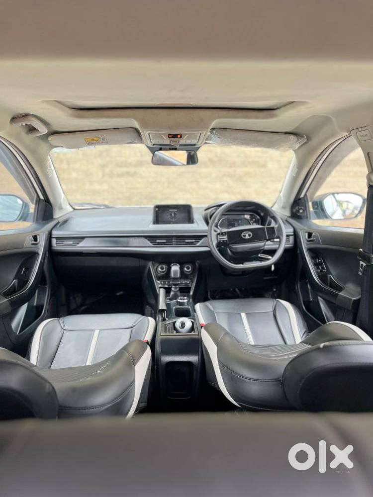Tata Nexon Smart Plus S 1.2 Revotron Petrol 5 Mt, 2025, Petrol