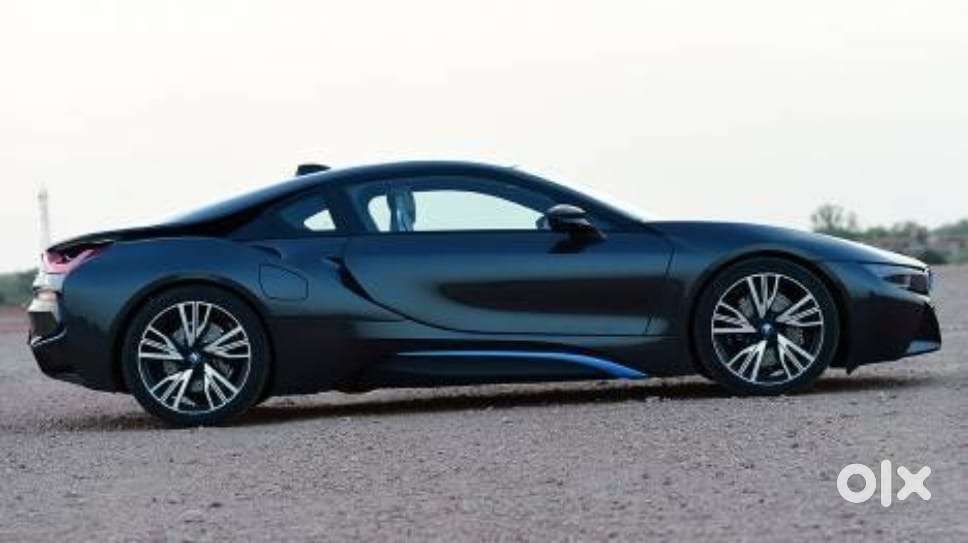 Bmw I8 Plug-in Hybrid  Sophisto Black  Well-maintained