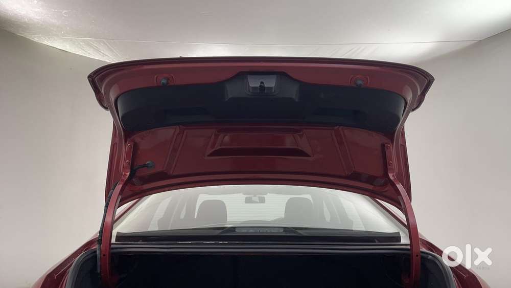 Volkswagen Virtus Highline Plus 1.0 Tsi At, 2023, Petrol