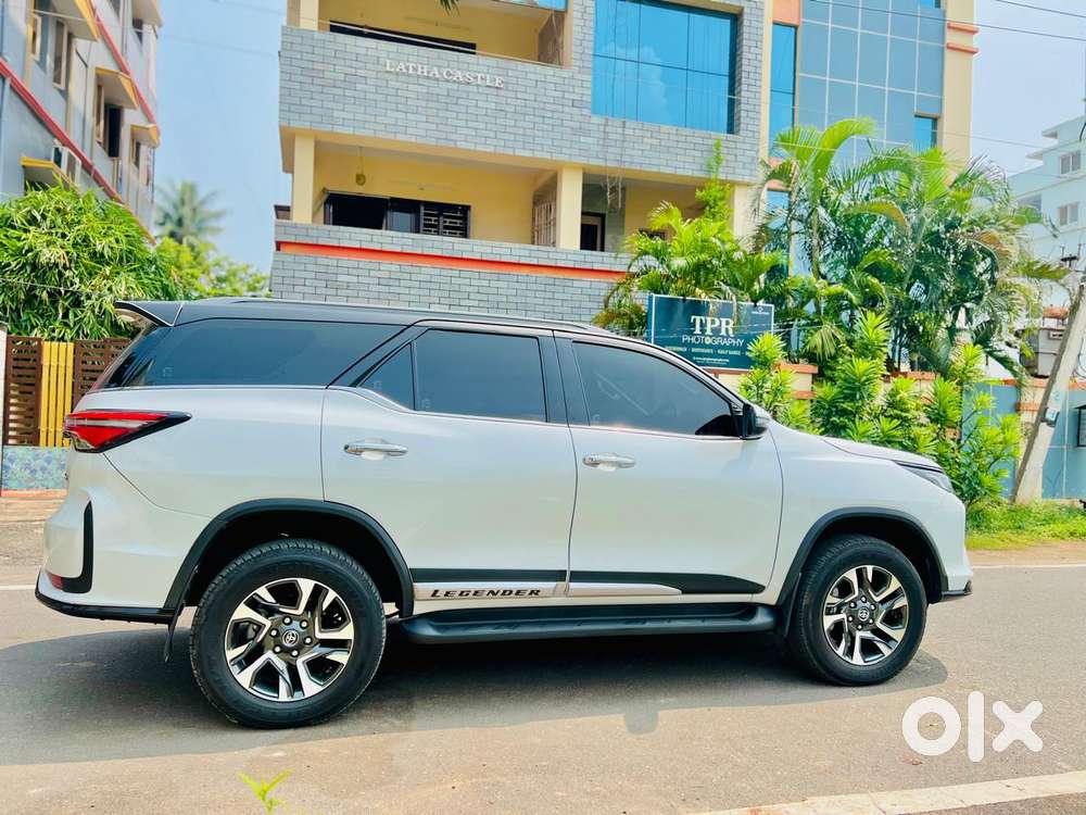 Toyota Fortuner Legender 4x4 At 2.8, 2025, Diesel