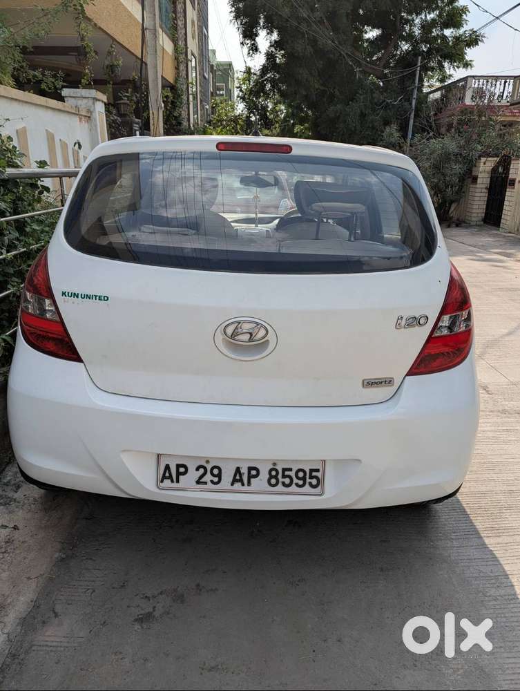 Hyundai I20 Sportz 2011