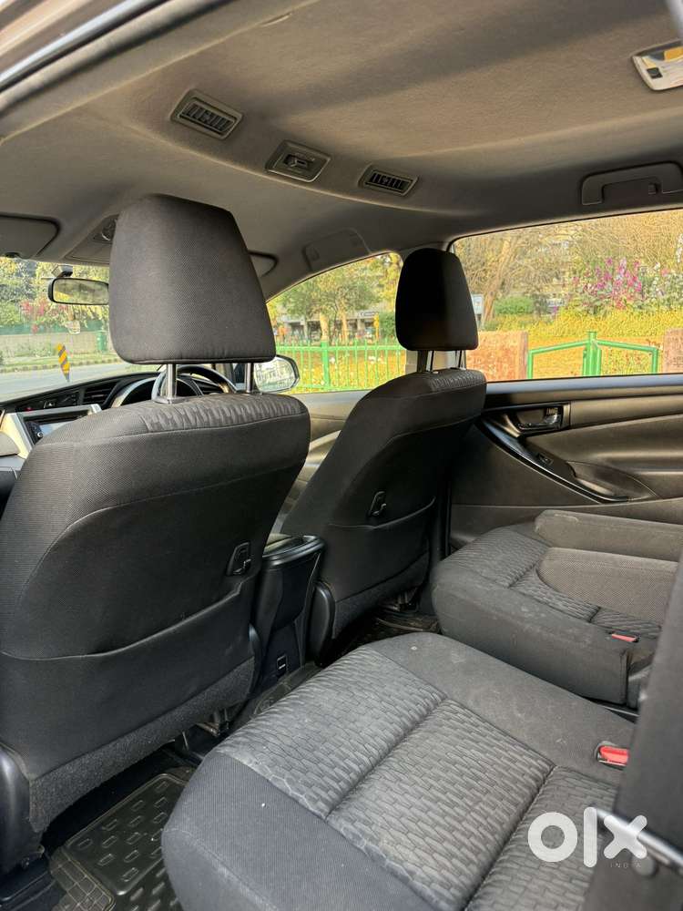 Toyota Innova Crysta