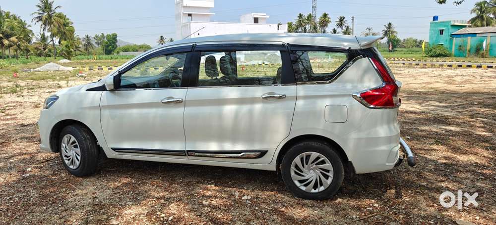 Maruti Suzuki Ertiga 2022-2023 Vxi Cng, 2022, Cng & Hybrids
