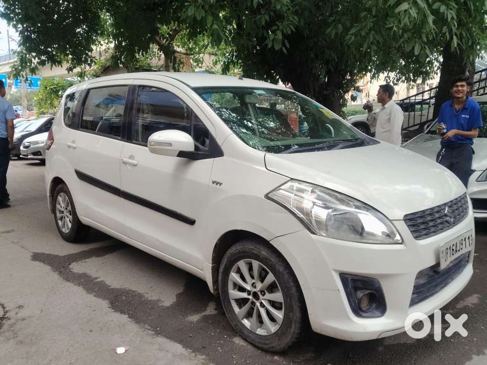 Maruti Suzuki Ertiga 2012-2015 Zxi, 2012, Petrol