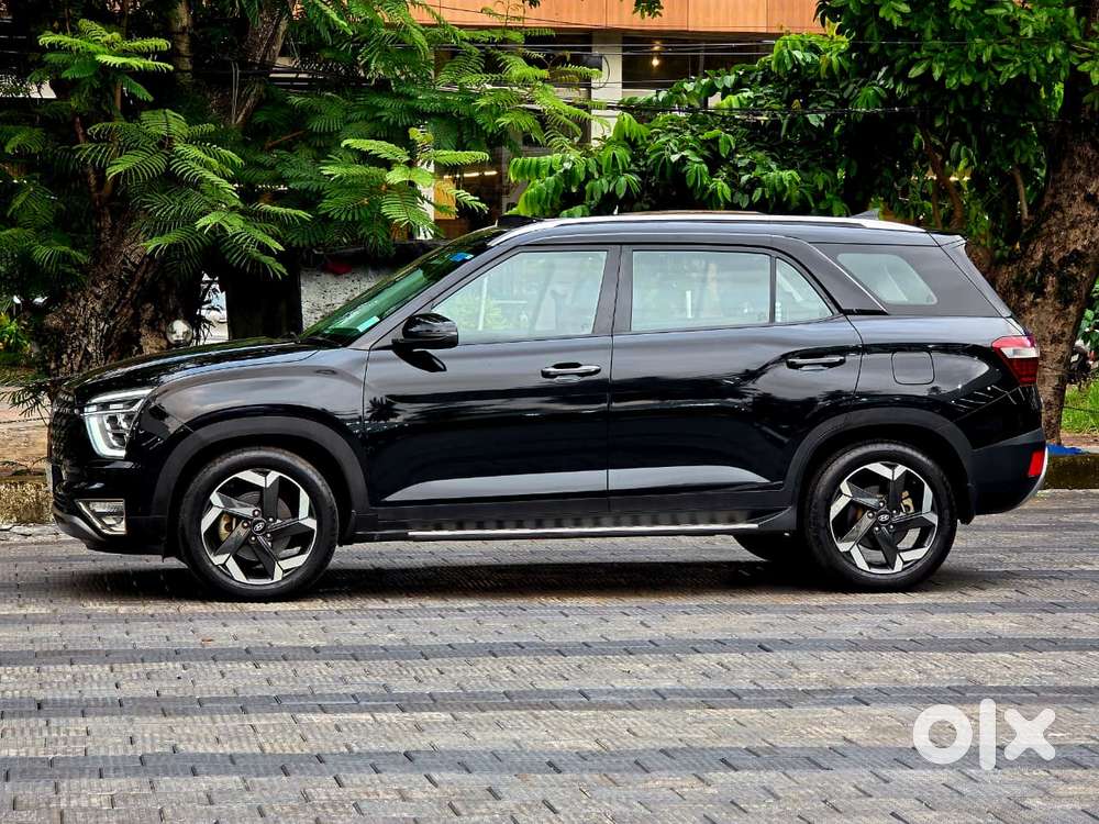 Hyundai Alcazar 2.0 Signature (o) Petrol At 7 Str, 2022, Petrol