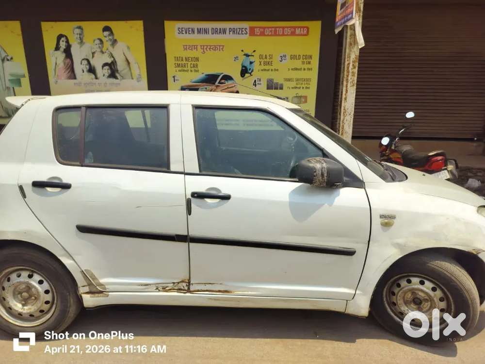 Maruti Suzuki Swift 2011 Petrol Well Maintained