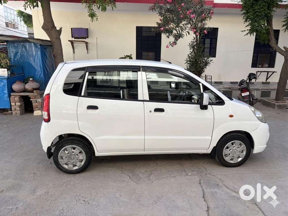 Maruti Suzuki Zen Estilo 2012 Petrol Well Maintained