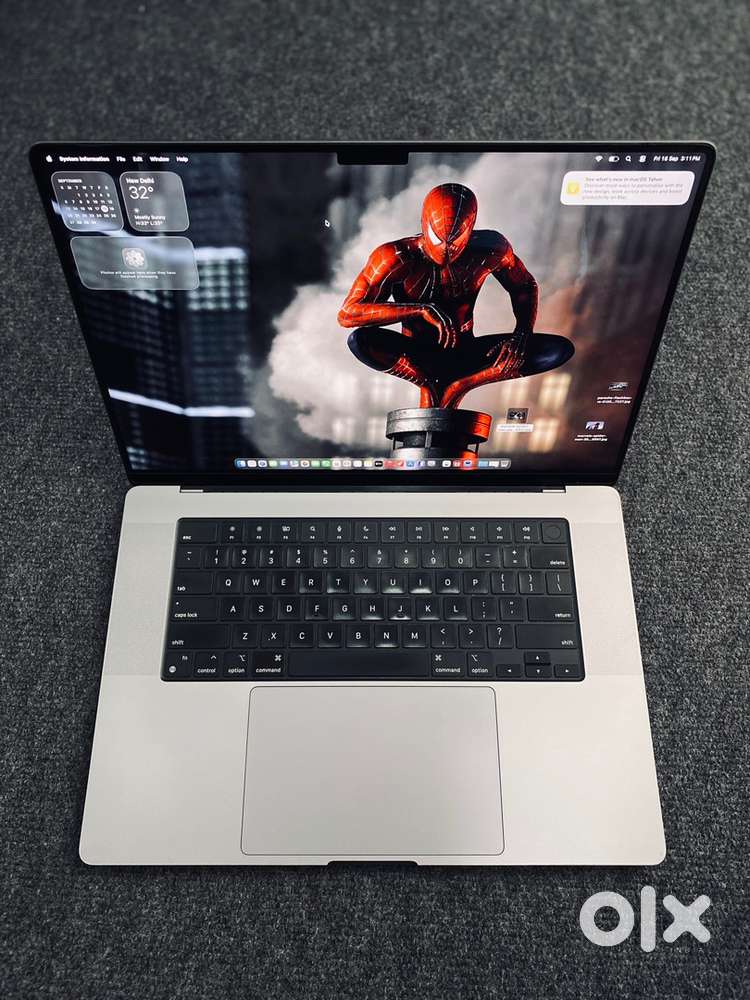 MacBook Pro (16-inch, 2021)S M1 Pro chip  -32GB RAM 512 GB SSD