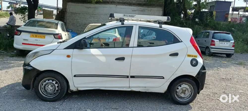 Hyundai Eon 0.8 Magna 2016 Petrol