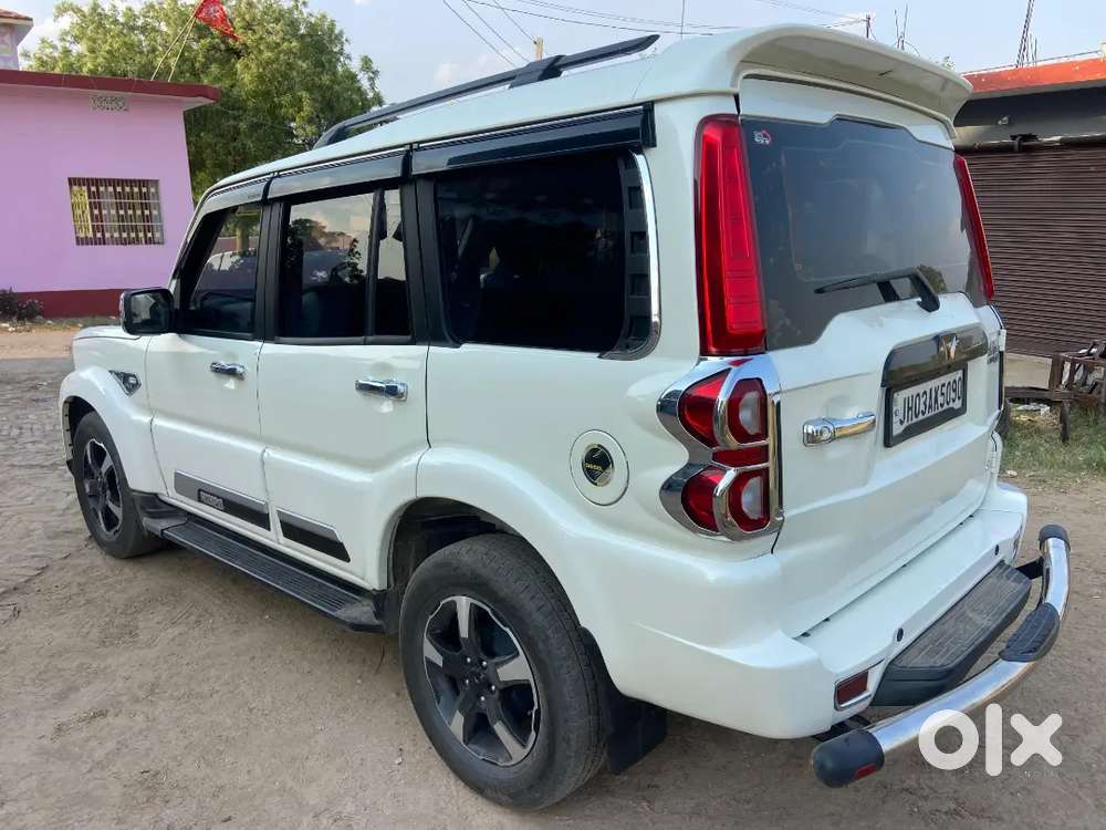 Mahindra Scorpio Classic 2023