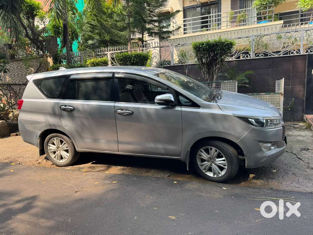 Toyota Innova Crysta 2.8z Automatic, 2017, Diesel
