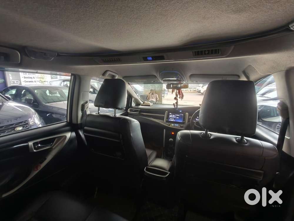Toyota Innova Crysta 2.4 V, 2023, Diesel
