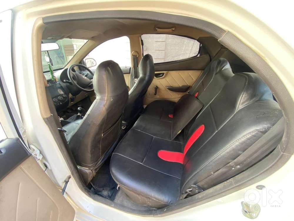 Hyundai Eon 2012 Lpg 130000 Km Driven