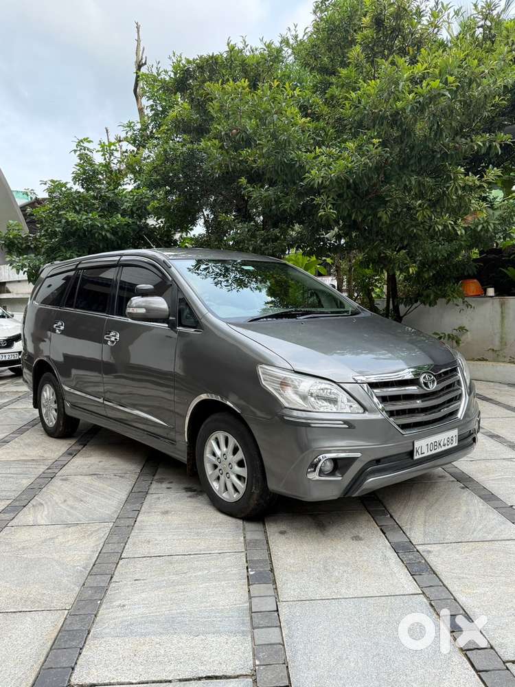 Toyota Innova 2013 Diesel Well Maintained