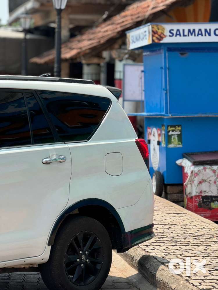 Toyota Innova Crysta Diesel 2017