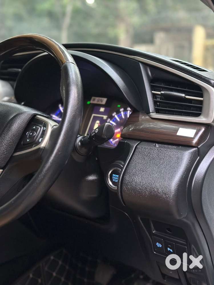 Toyota Innova Crysta [2020-ongoing] 2.4 Zx 7 Str, 2022, Diesel