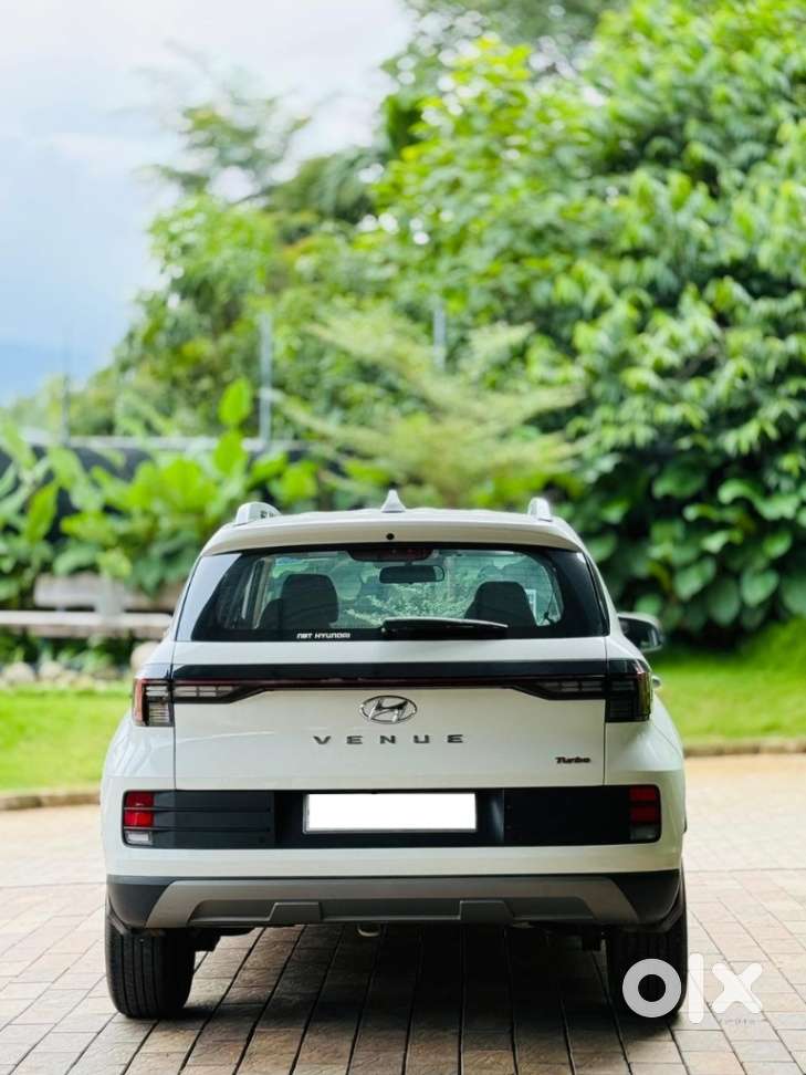 Hyundai Venue 1.0 S (o) Turbo Imt, 2022, Petrol